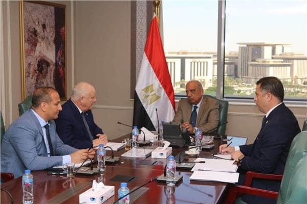 Electricity Minister Talks Dabaa with Rosatom