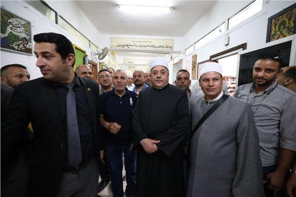 أيمن عبدالغني يشهد جمعية صندوق التكافل بالازهر
