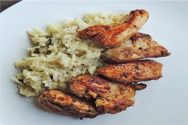 Preparing Nubian-style Egyptian chicken