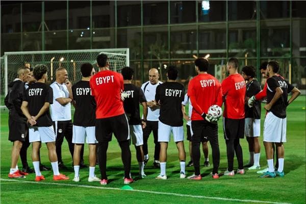 الدرندلي: أجواء إيجابية في معسكر المنتخب ودعم أبو ريدة