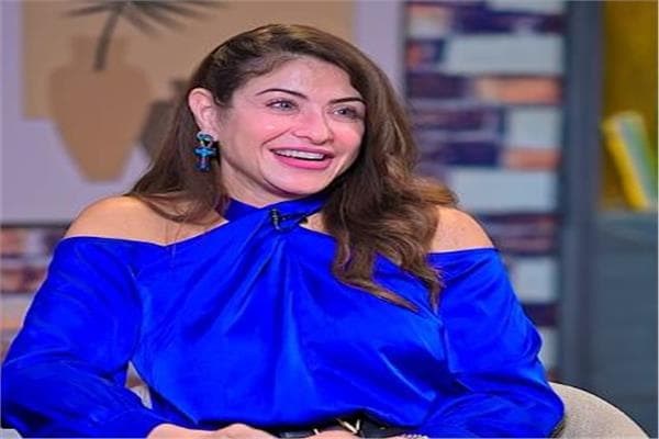 هيدي كرم تكشف عمرها الحقيقي علناً