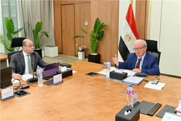 عيسى: القابضة للتشييد أداة استراتيجية للأصول