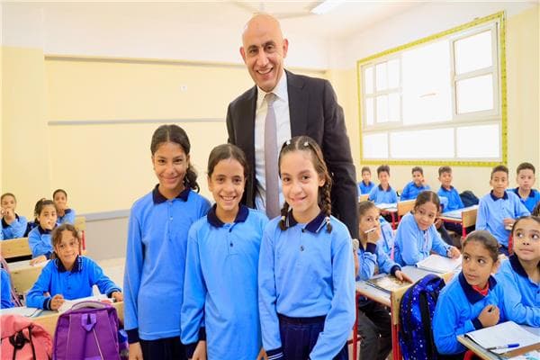 Education officials open Shobrāwīshī School