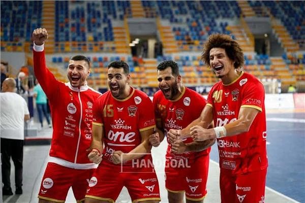 فيزبريم المجري يحقق لقب العالم للأندية