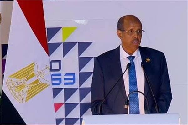 رئيس مفوضية الاتحاد الأفريقي يعلن منتدى العلمين منصة للتنمية