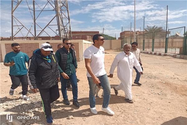 وزير الرياضة يزور مراكز شباب مطروح