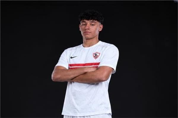 الزمالك يمدد عقد يوسف عمرو لكرة اليد