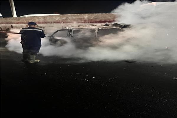 Civil Defense manages car fire under Sandion Bridge