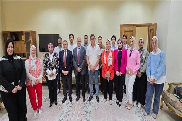 3 طلاب من نانو كفر الشيخ يفوزون بمنح نمو