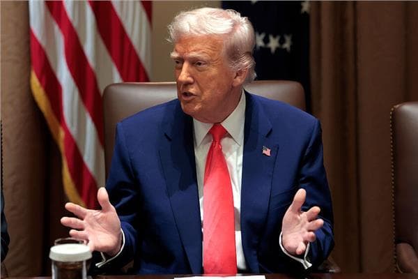 Trump: Iran's Economy Collapses