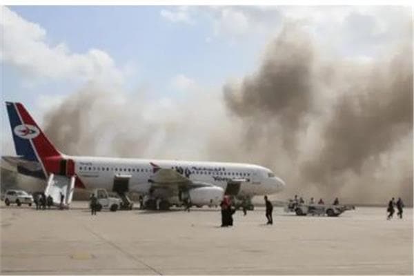 Houthi missiles strike Aden Airport without injuries