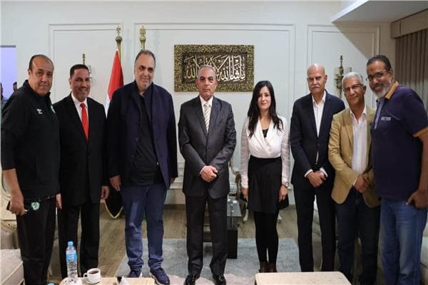 Walid Da'abes funds Ismaily with 2M pounds and loans six players