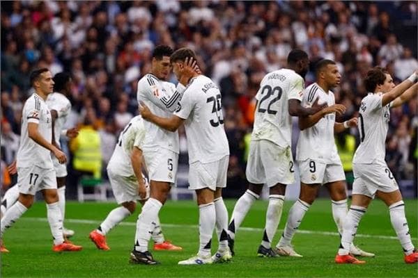 ريال مدريد يتقابل مع فياريال في الليغا