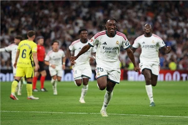 Real Madrid narrowly beats Villarreal