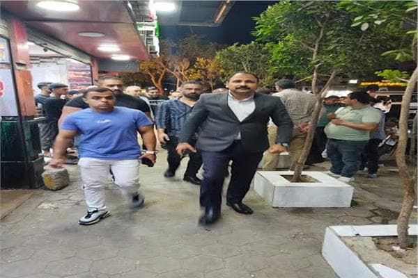 Al-Aziziyah Clearance and Cafe Closures