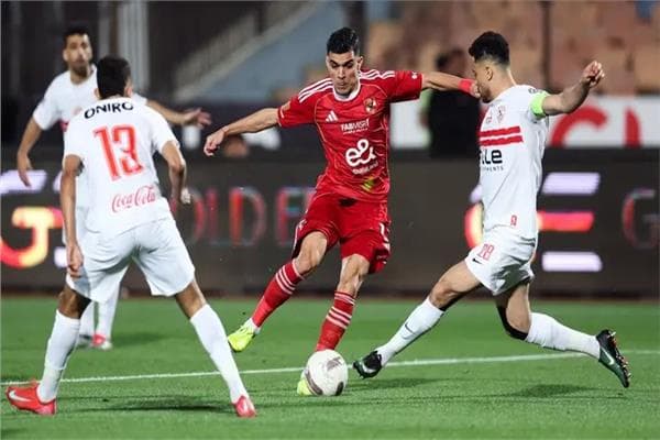 Start of Zamalek vs Al-Ahly in Cairo Derby