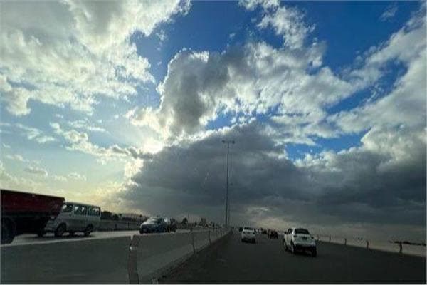 تراجع تدريجي في درجات الحرارة والطقس الخريفي