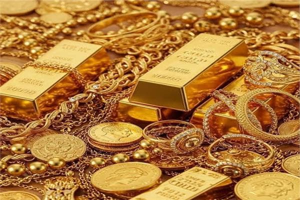 Gold Price Dips After Gains