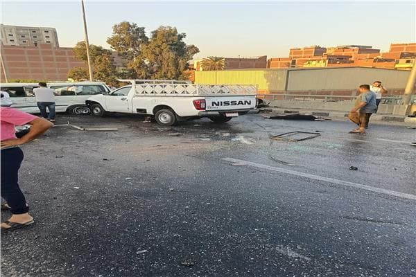 Three-car crash injures five individuals