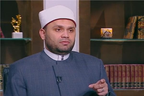 Mufti clarifies if showering replaces ablution
