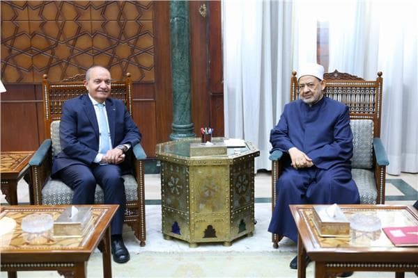 Al-Azhar Sheikh Meets Jordanian Ambassador in Cairo