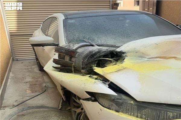 Houthi missile causes damage in Riyadh
