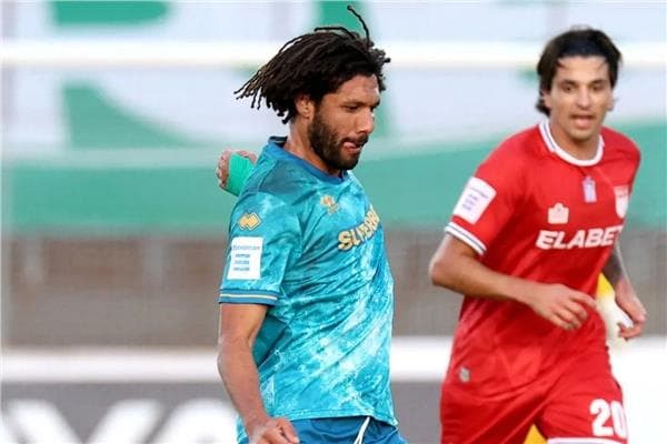 محمد النني يطرد في أول مباراة مع ليفادياكوس