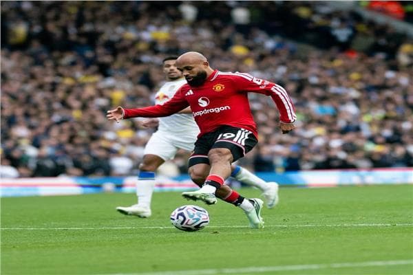 Manchester United draws with Leeds