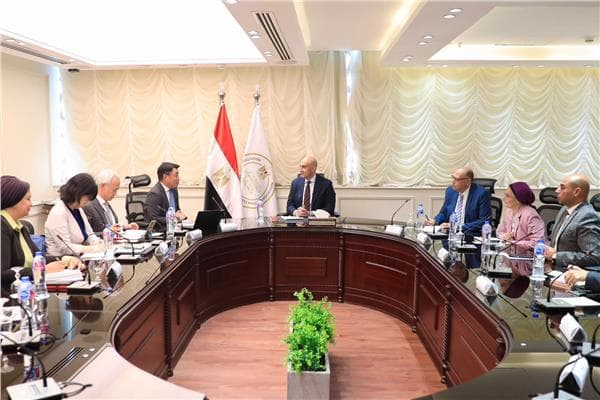 Education Minister Talks with JICA