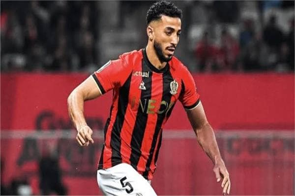 نيس يخسر أمام ليون بقيادة عبد المنعم