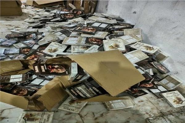 ضبط مصنع غير مرخص لمنتجات التخسيس في طنطا