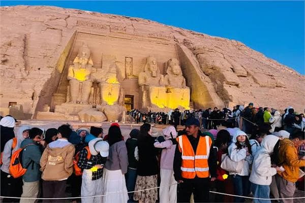 كيفية الاستفادة من سياحة تعامد الشمس