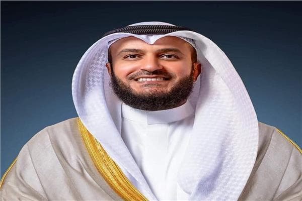مشاري العفاسي يشيد بتحول إذاعة القرآن لمنصة عالمية