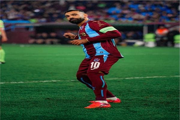 Salah nets as Trabzon leads Hearts