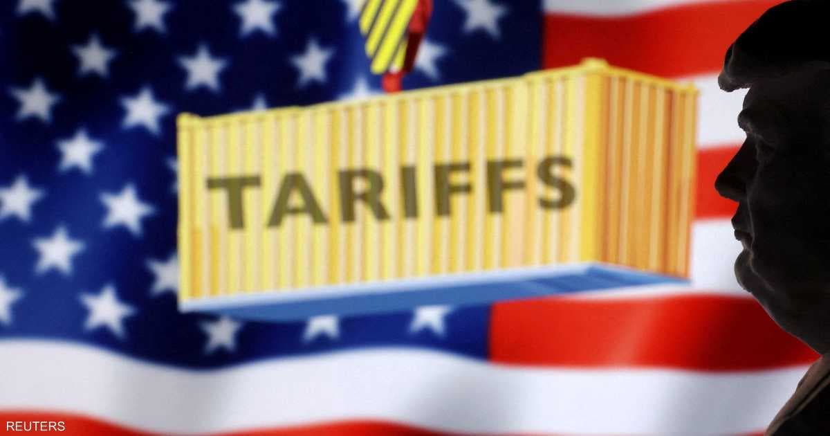 U.S. starts banning Canadian goods valued at one billion