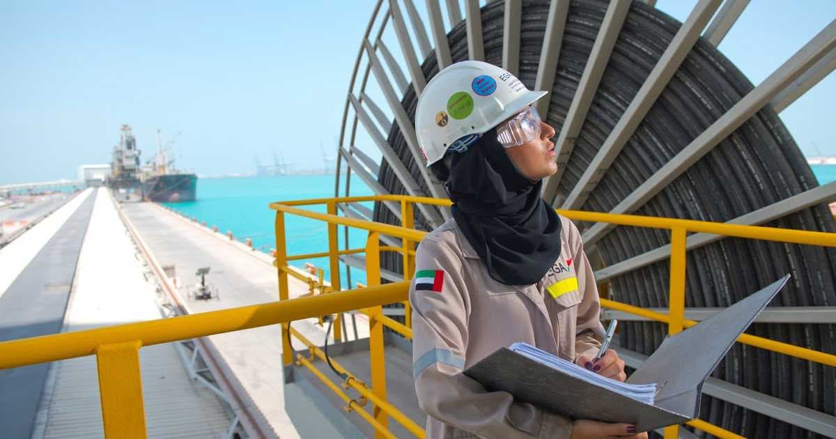 الإمارات العالمية للألمنيوم تعيد تشغيل مجمع الطويلة