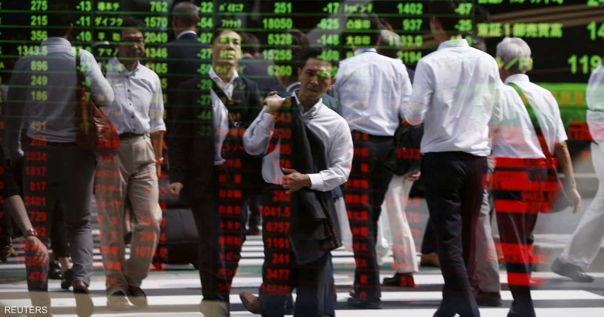 Cobuspi declines 7% amid semiconductor dip