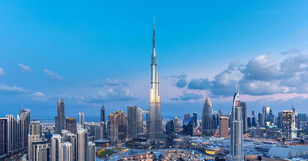 دبي اقتصاد يسجل 129 مليار دولار في النصف الأول