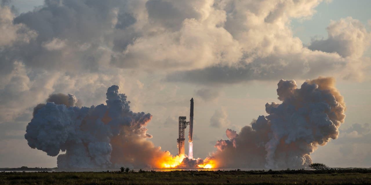 SpaceX's Starship reaches orbit for first time
