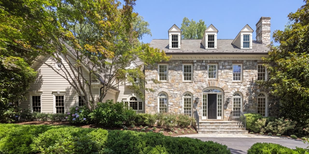 Sheila Johnson sells Virginia home for 3.15M