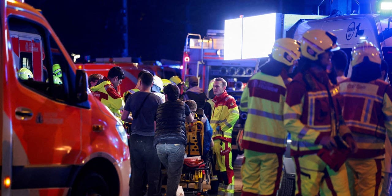 Van Strikes Crowd at Berlin Pride
