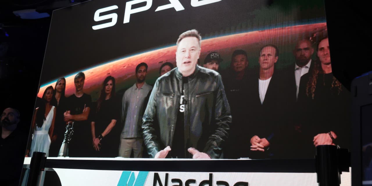 SpaceX Advances Sci-Fi Conglomerate Goals
