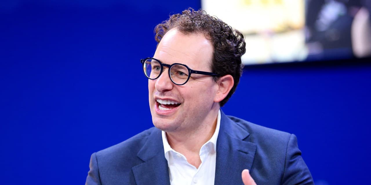 Anthropic Seeks Investor Confidence Before IPO
