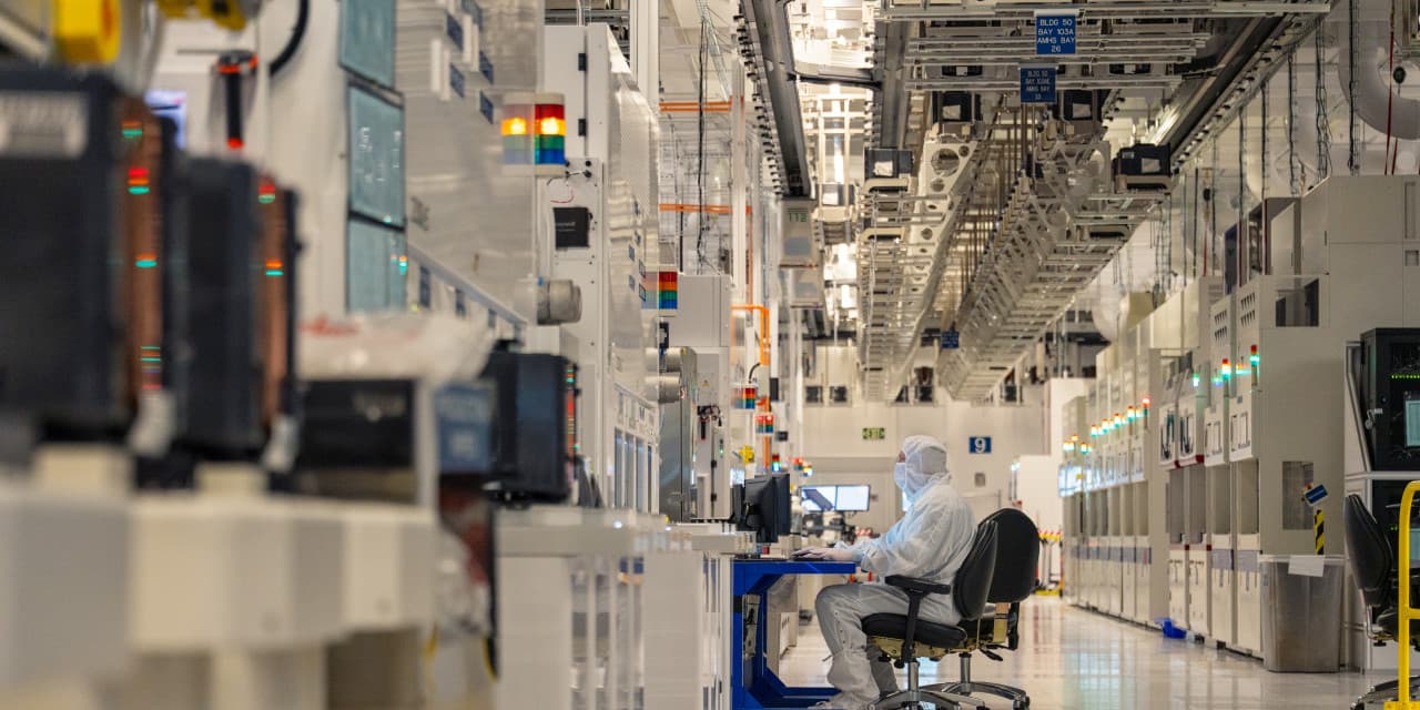 Uncertain Outcomes of AI Supply Deals