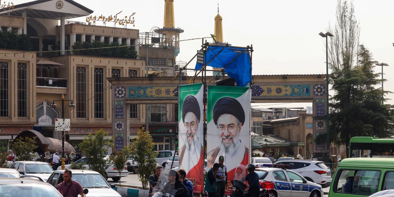 Diplomats Tackle Iran Tensions