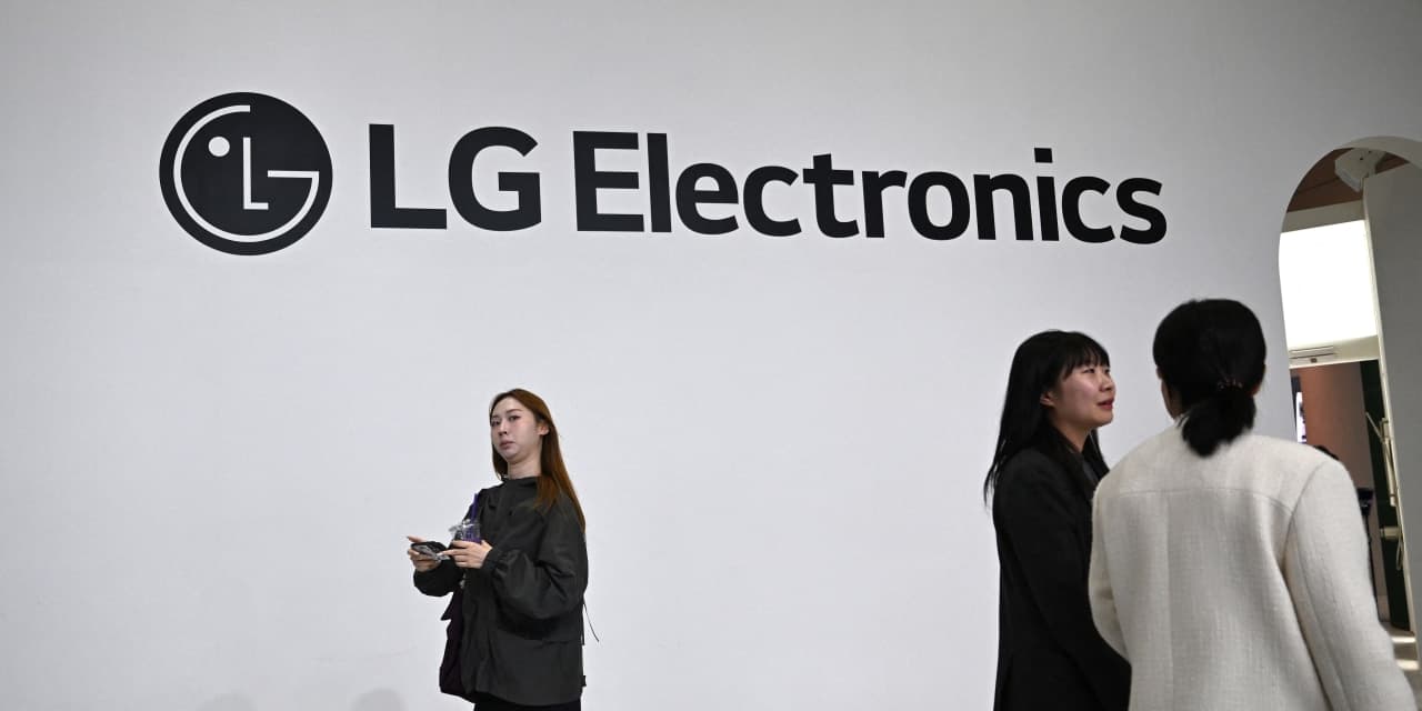 LG Electronics reports strong quarterly profit