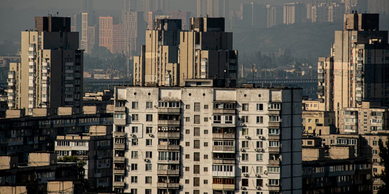 Kyiv Gunfight Worsens Spy Rivalry