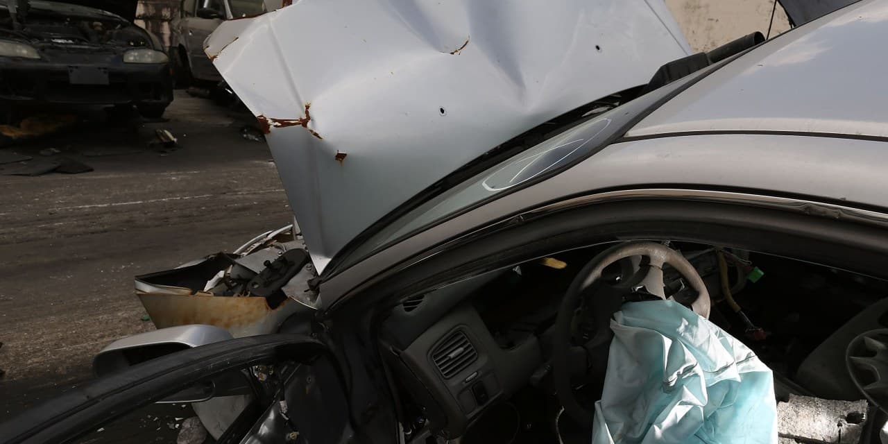 EBay Blocks Airbag Sales After Fatalities