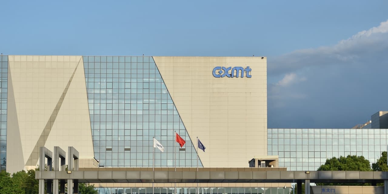 Apple Supplier Rises to Top in China