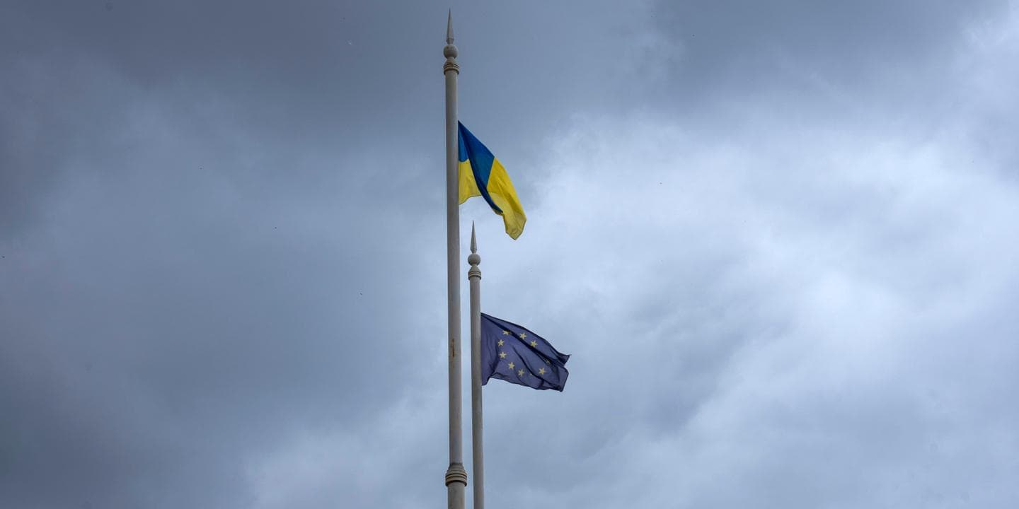 EU initiates new Ukraine accession talks